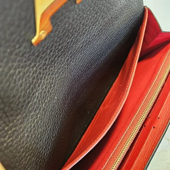 LV Portefeuille Capucines Long wallet - Picture 15 of 16